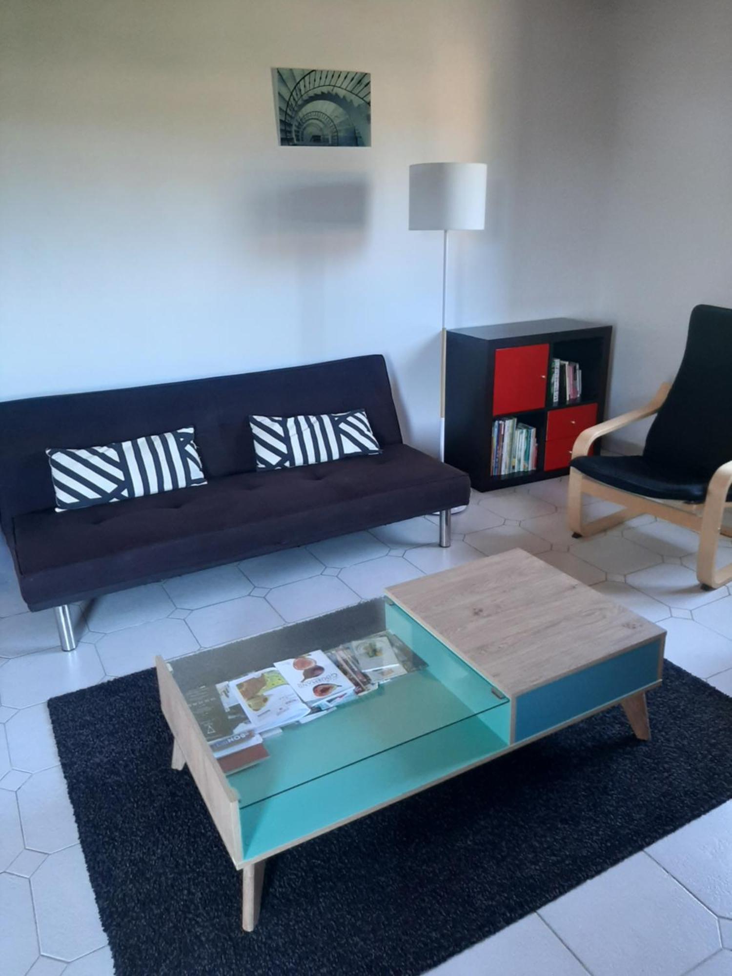 Appartement Avec Grand Jardin Et Parking, อูเซส ภายนอก รูปภาพ